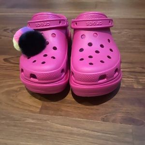 Pink platform Croc’s SZ 9